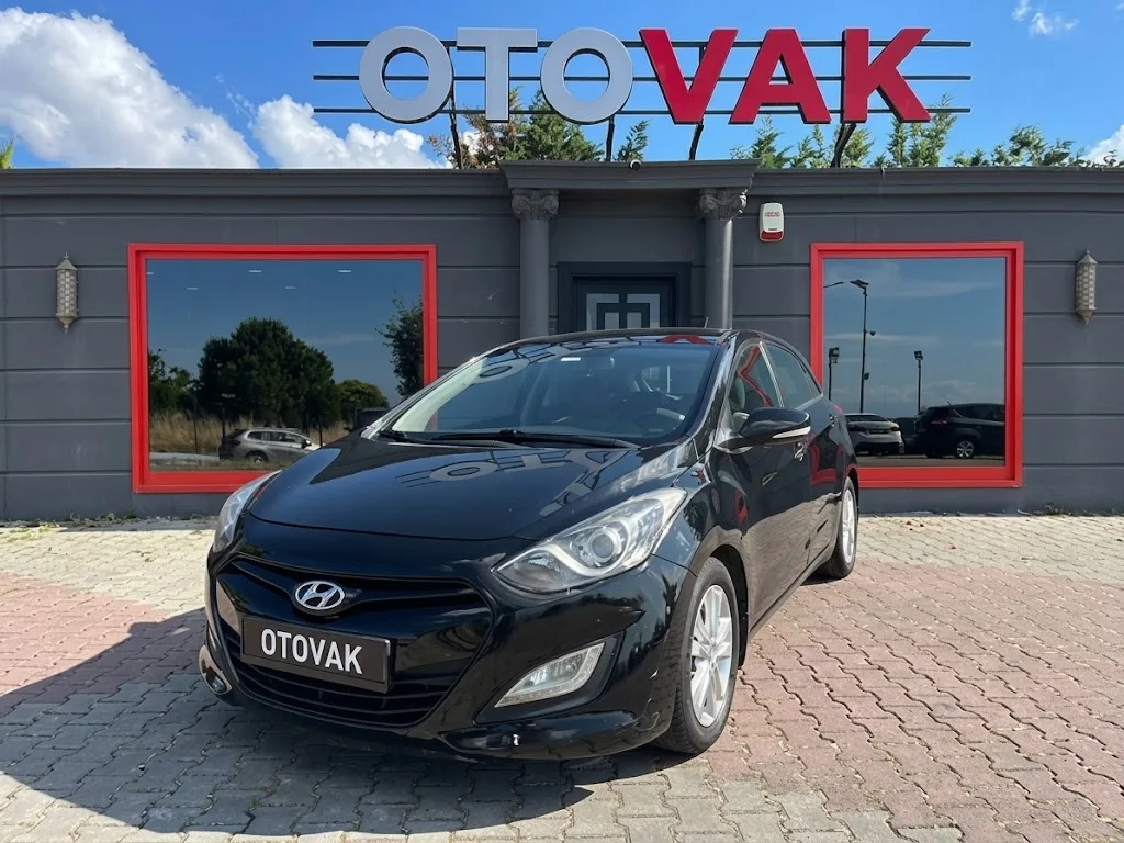 2012 MODEL HYUNDAİ İ30 1.6 CRDİ STYLE YOKUS KALKIS DJT.KİLMA